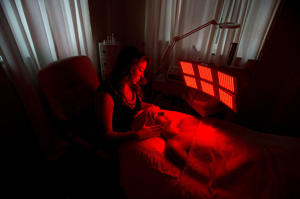 VITALIGHT: The Red & Infrared Light Therapy Facial by Joanna Vargas