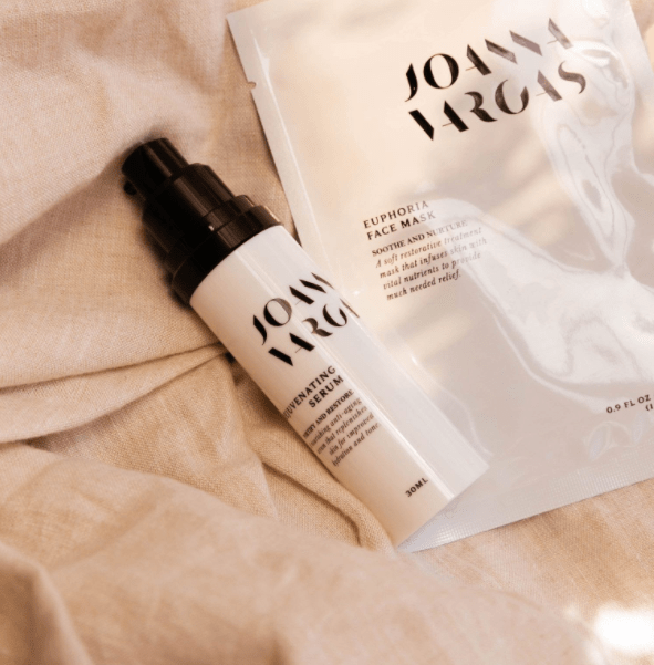 SHOP NAOMI'S SIMPLE DAILY ROUTINE - Joanna Vargas
