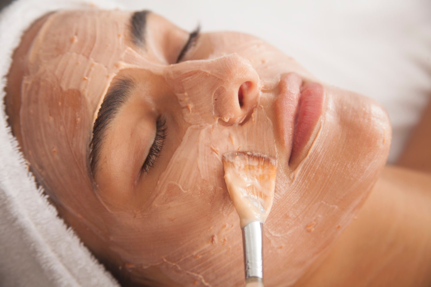 The Remarkable Benefits of Oxygen Facials: A Journey to Radiant Skin with Joanna Vargas - Joanna Vargas