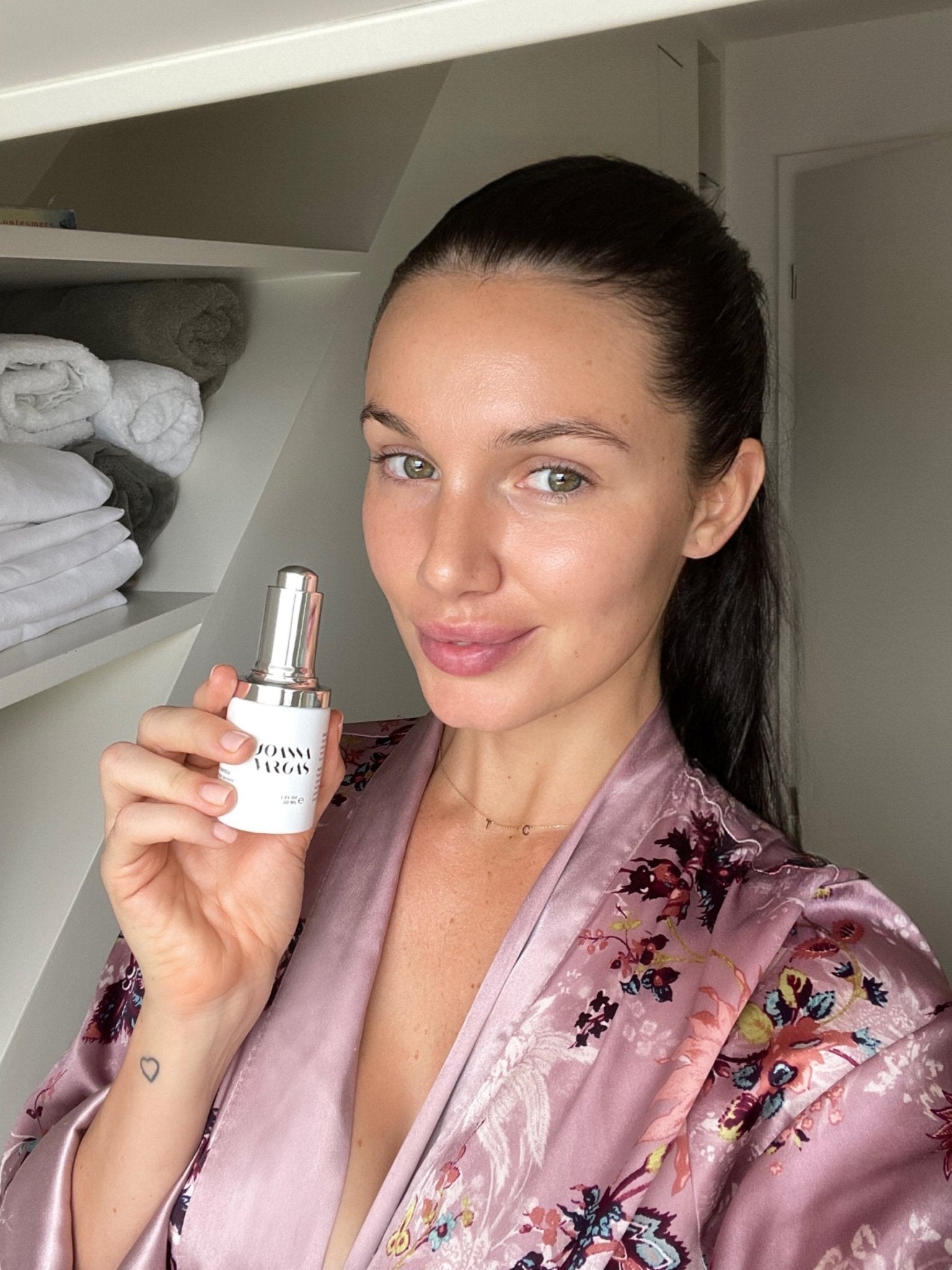 Why Should I Wear Sunscreen Daily? - Joanna Vargas